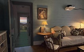 Original 1895 Cottage With Magnificent Uninterrupted Views Of Valley